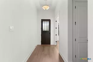 945 Nolte Bnd, Seguin, TX 78155 - Photo 4