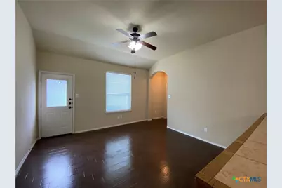 506 Creekside Circle, New Braunfels, TX 78130 - Photo 4