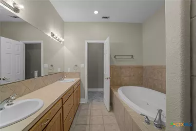 233 Post Oak Bend, Inez, TX 77968 - Photo 26