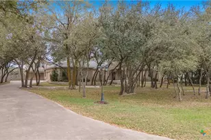 233 Post Oak Bend, Inez, TX 77968 - Photo 8