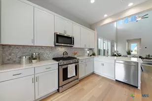 618 Chambray Rd, New Braunfels, TX 78130 - Photo 8