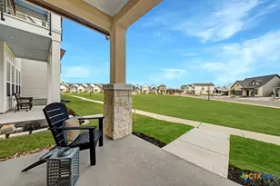 618 Chambray Rd, New Braunfels, TX 78130 - Photo 2