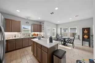 129 Tortoise Trl, San Marcos, TX 78666 - Photo 12