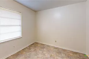 911 S 27th St, Copperas Cove, TX 76522 - Photo 4