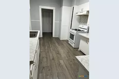 904 Edgar Street, Yoakum, TX 77995 - Photo 4