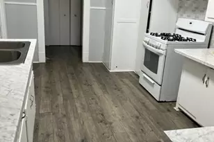 904 Edgar St, Yoakum, TX 77995 - Photo 4