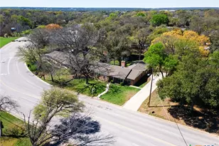 3106 Hickory Rd, Temple, TX 76502 - Photo 2