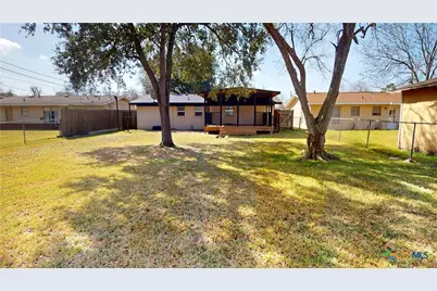 2308 E Walnut Avenue, Victoria, TX 77901 - Photo 32