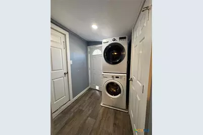 918 N Guadalupe Street, Seguin, TX 78155 - Photo 10