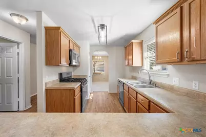 211 Tolcarne Drive, Hutto, TX 78634 - Photo 8