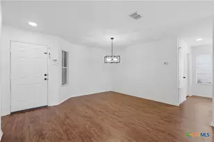 1425 Prairie Rock, New Braunfels, TX 78130 - Photo 8