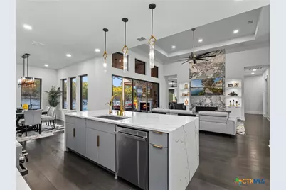 1709 Paradise Parkway, Canyon Lake, TX 78133 - Photo 14