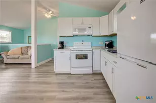 1657 Blueridge Dr, Canyon Lake, TX 78133 - Photo 8