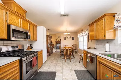 1100 Chablis Drive, Harker Heights, TX 76548 - Photo 6