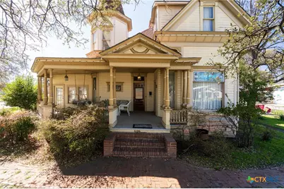 606 S Key Avenue, Lampasas, TX 76550 - Photo 2