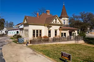 606 S Key Ave, Lampasas, TX 76550 - Photo 44