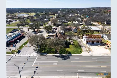 606 S Key Avenue, Lampasas, TX 76550 - Photo 8