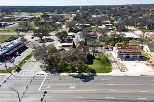 606 S Key Ave, Lampasas, TX 76550 - Photo 8