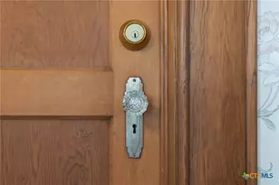 606 S Key Ave, Lampasas, TX 76550 - Photo 16