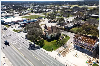 606 S Key Avenue, Lampasas, TX 76550 - Photo 6