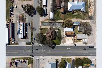 606 S Key Avenue, Lampasas, TX 76550 - Photo 46