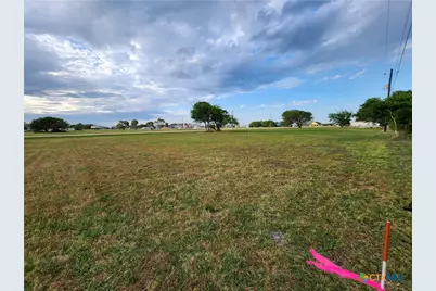 351 Mollnar Drive, Palacios, TX 77465 - Photo 6