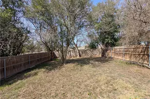 1013 Misty Acres Dr, New Braunfels, TX 78130 - Photo 28