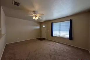 1013 Misty Acres Dr, New Braunfels, TX 78130 - Photo 6