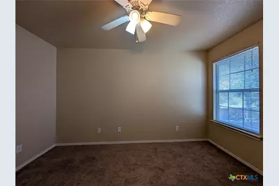 1013 Misty Acres Drive, New Braunfels, TX 78130 - Photo 14