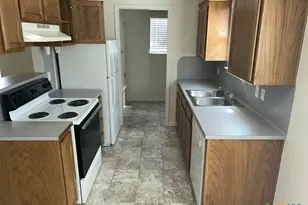 105 W Truman Ave, Copperas Cove, TX 76522 - Photo 4