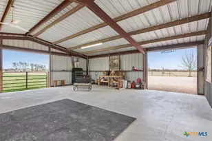 645 W Big Elm Rd, Troy, TX 76579 - Photo 34