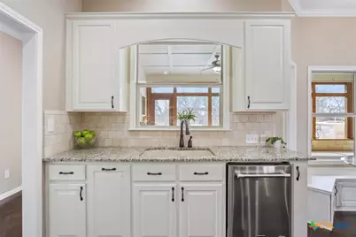 645 W Big Elm Road, Troy, TX 76579 - Photo 10