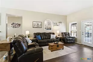 1354 Dawnridge Dr, Canyon Lake, TX 78133 - Photo 8