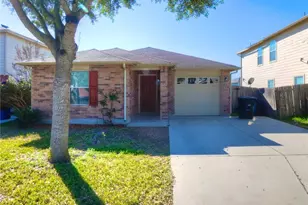 656 Cherokee, New Braunfels, TX 78132 - Photo 2