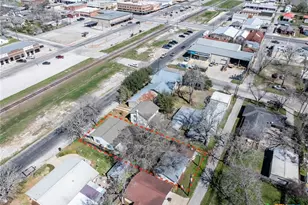 218 W 6th St, Shiner, TX 77984 - Photo 20