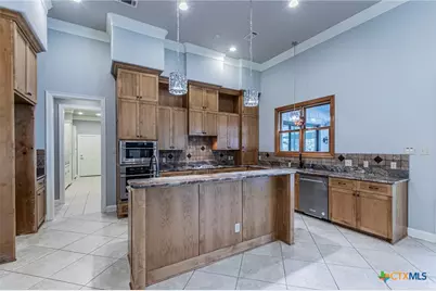 101 Crescent Mesa, Belton, TX 76513 - Photo 6