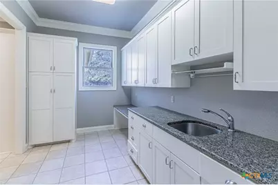 101 Crescent Mesa, Belton, TX 76513 - Photo 10
