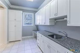 101 Crescent Mesa, Belton, TX 76513 - Photo 10