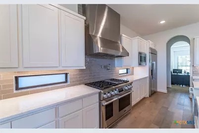 15200 Dorothy Drive, Lakeway, TX 78734 - Photo 8