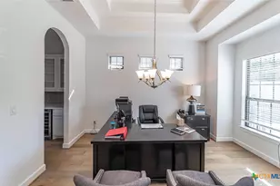 15200 Dorothy Dr, Lakeway, TX 78734 - Photo 2