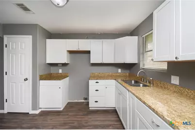 603 Maplewood Drive, Victoria, TX 77901 - Photo 10