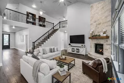 240 Bamberger Avenue, New Braunfels, TX 78132 - Photo 4