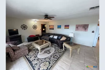 1221 Hallmark, Canyon Lake, TX 78133 - Photo 14