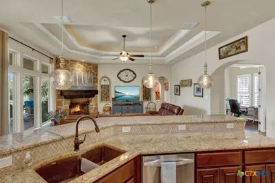 319 Appalachian Trail, New Braunfels, TX 78132 - Photo 12