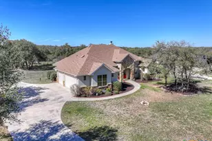 319 Appalachian Trail, New Braunfels, TX 78132 - Photo 4