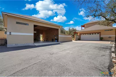 26240 Smithson Valley Road, San Antonio, TX 78261 - Photo 34