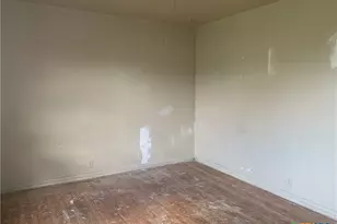 3607 Avondale St, Victoria, TX 77901 - Photo 4