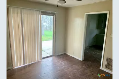 3607 Avondale Street, Victoria, TX 77901 - Photo 14