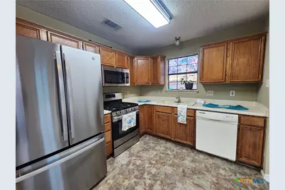 304 E Hogan Drive, Copperas Cove, TX 76522 - Photo 12