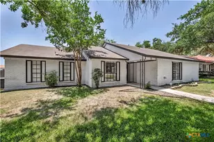 1909 Canyon Creek Dr, Temple, TX 76502 - Photo 1